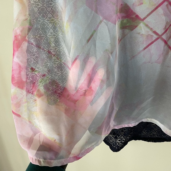 Element Sheer Front Tank Top Size Large - Picture 3 of 7